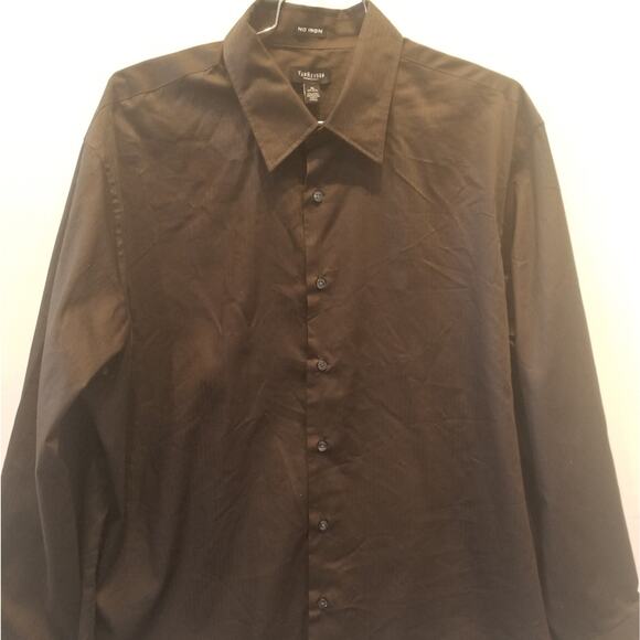 Van Heusen Brown Button Down Men's Dress Shirt - Picture 4 of 7